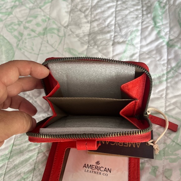 American Leather Tooled Colorado Wallet - Picture 2 of 5